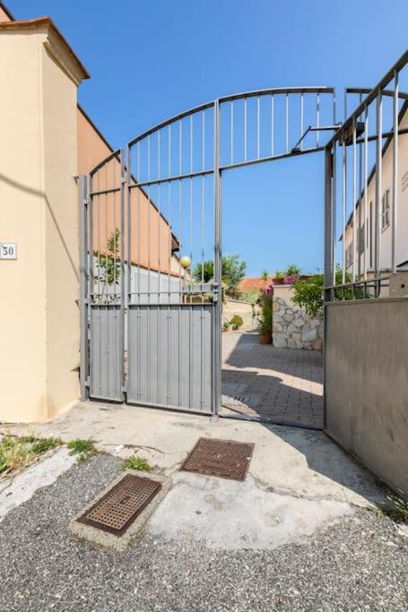 Apartament Casa “Oasi Del Mare” Livorno Zewnętrze zdjęcie